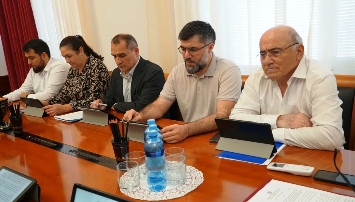 20 июля 2026 года под председательством Магомеда Дибирова состоялось очередное заседание Избирательной комиссии Республики Дагестан 20 июля 2026 года под председательством Магомеда Дибирова состоялось очередное заседание Избирательной комиссии Республики Дагестан