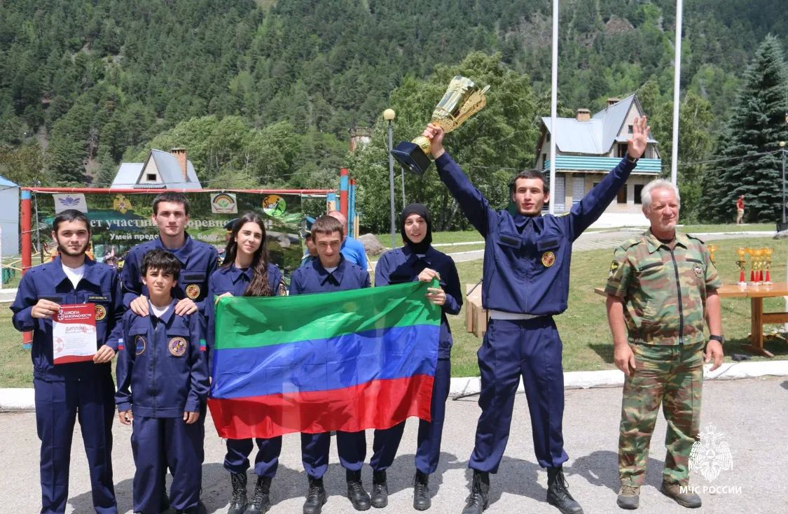 Стали известны победители межрегиональных соревнований «Школа безопасности» Стали известны победители межрегиональных соревнований «Школа безопасности»