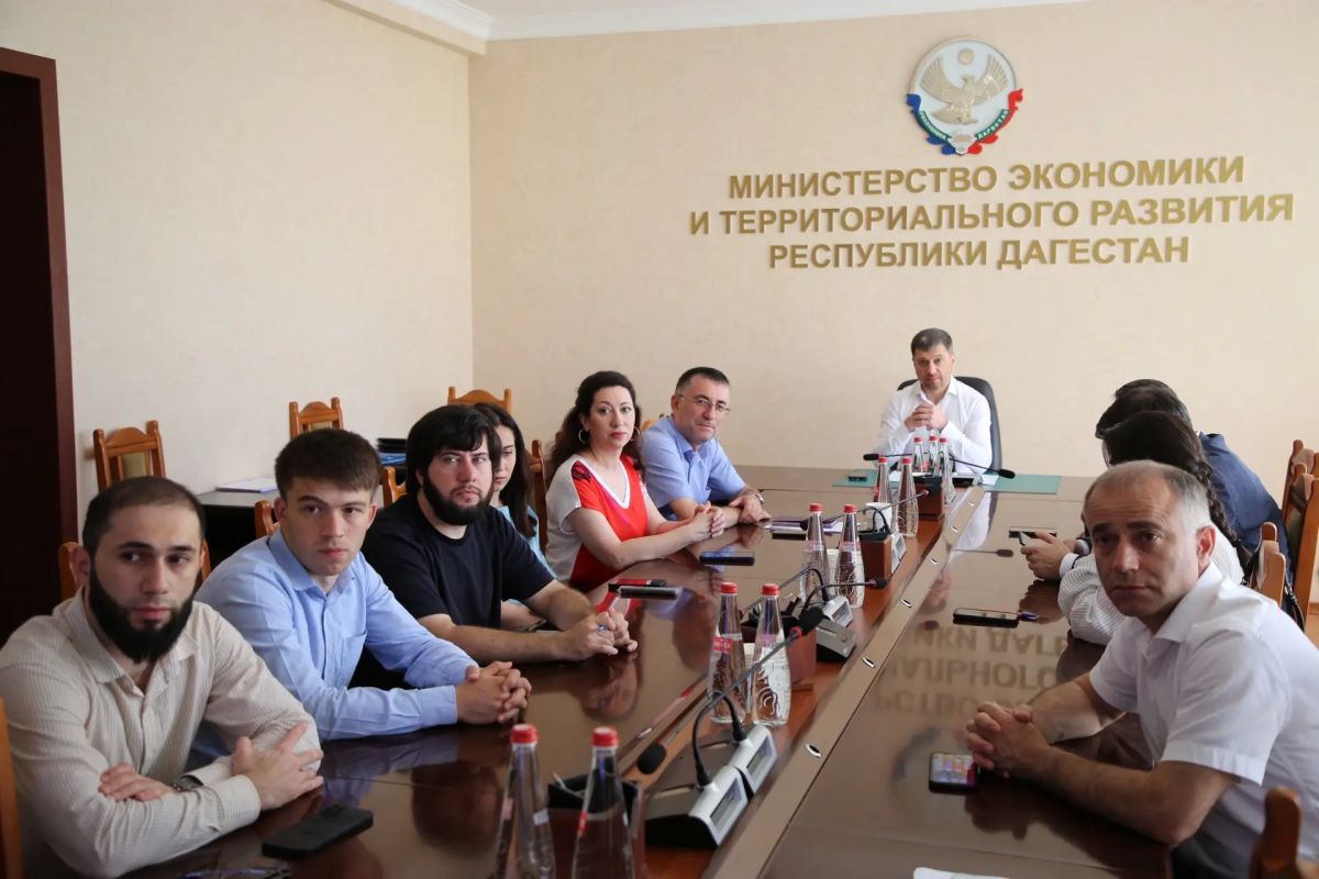 Представители ОИВ Дагестана прошли обучение по обновленному регламенту «прорывных» проектов Представители ОИВ Дагестана прошли обучение по обновленному регламенту «прорывных» проектов