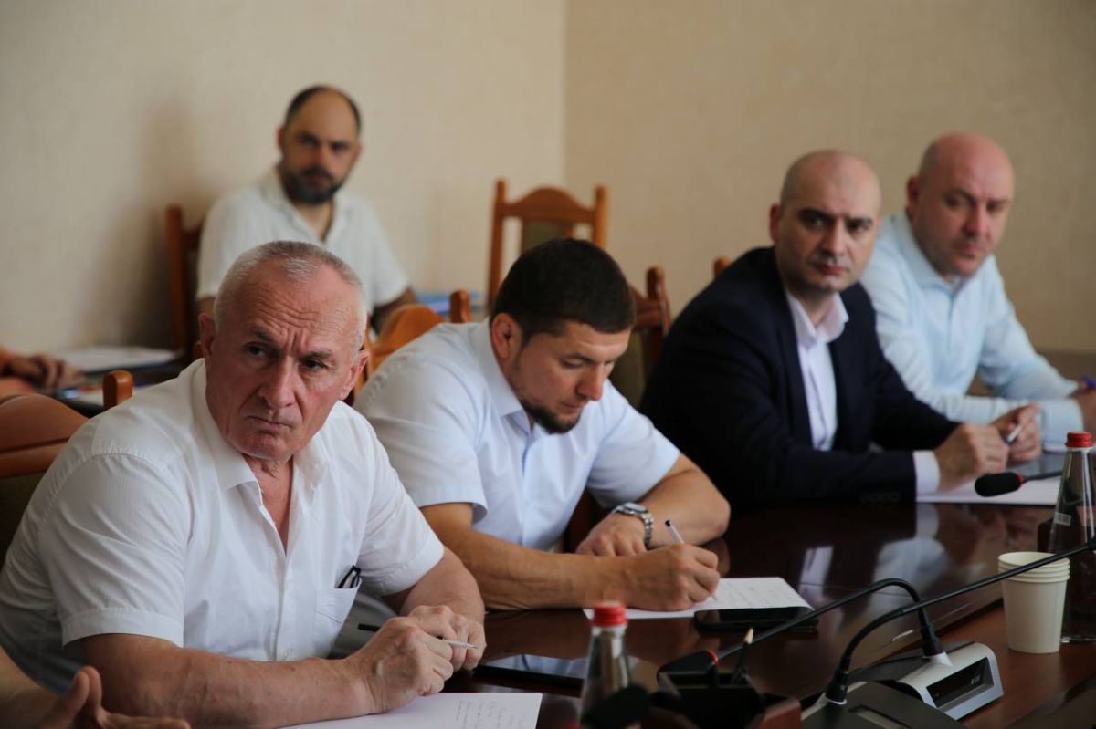 Темирлан Аджиев принял участие в презентации «Карты жителя РТ» в Дагестане Темирлан Аджиев принял участие в презентации «Карты жителя РТ» в Дагестане