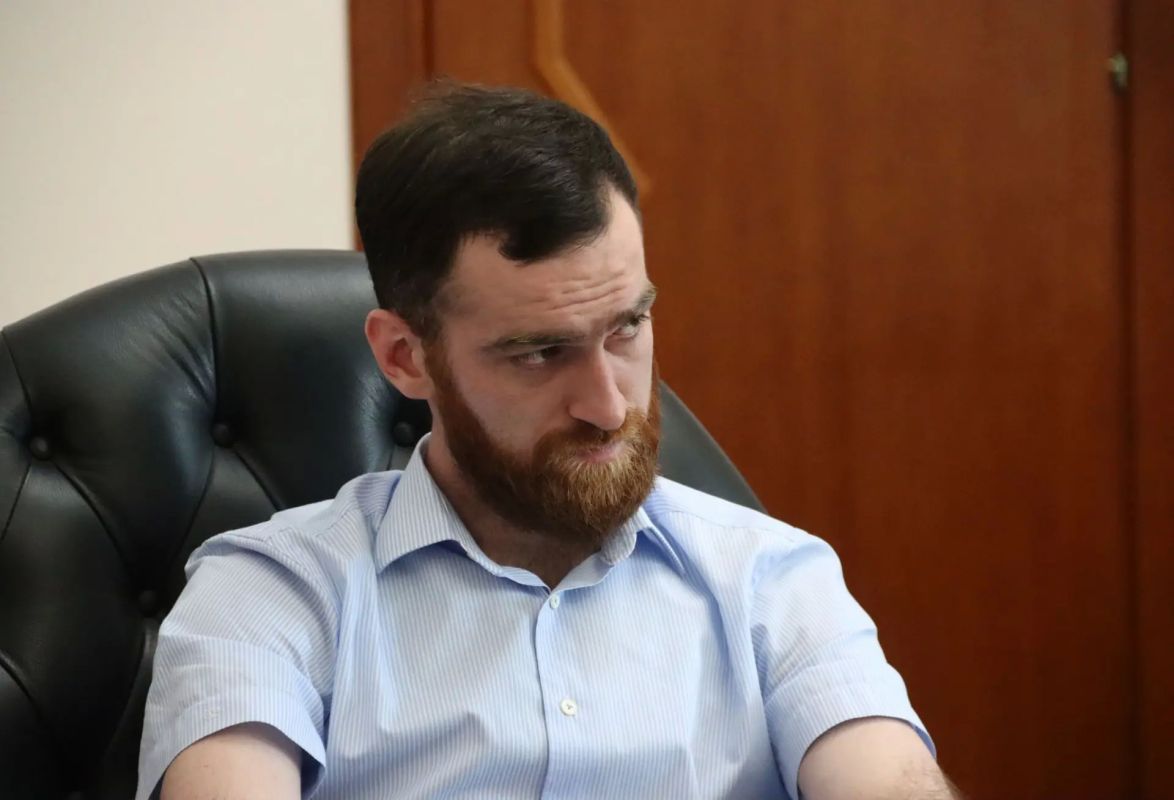 Темирлан Абуталимов провёл личный приём граждан Темирлан Абуталимов провёл личный приём граждан