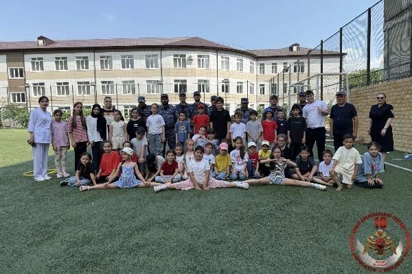 Акция «Каникулы с Росгвардией» продолжается в Дагестане Акция «Каникулы с Росгвардией» продолжается в Дагестане
