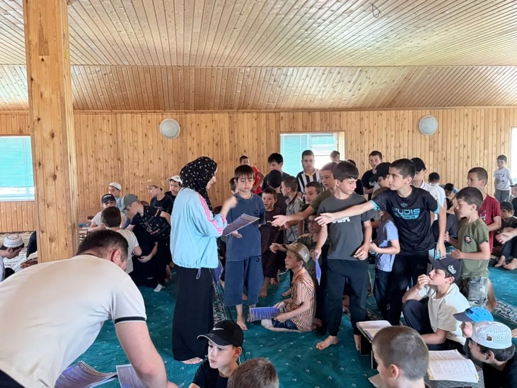 Летние просветительские встречи с молодёжью продолжаются в районах Дагестана Летние просветительские встречи с молодёжью продолжаются в районах Дагестана