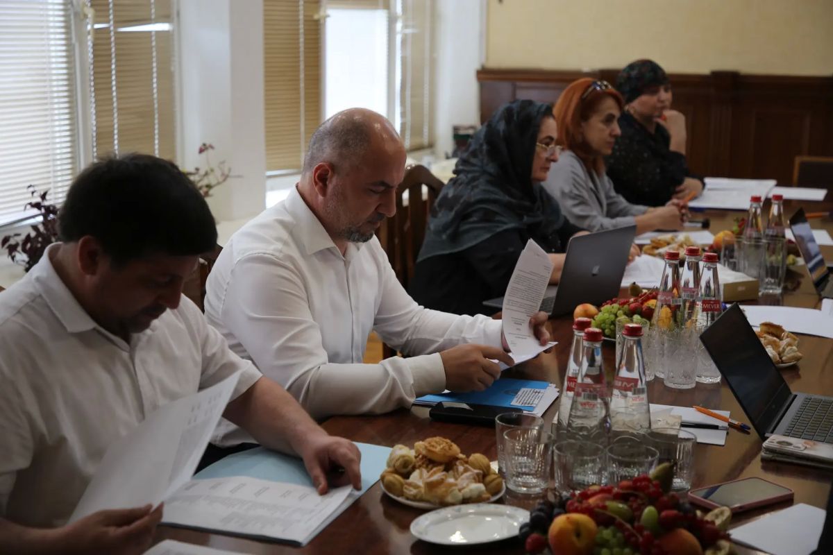 В Минэкономразвития Дагестана обсудили реализацию «дорожной карты» по повышению качества жизни В Минэкономразвития Дагестана обсудили реализацию «дорожной карты» по повышению качества жизни