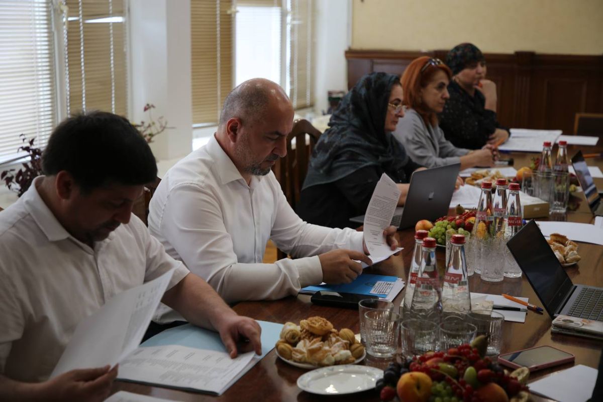 В Минэкономразвития Дагестана обсудили реализацию «дорожной карты» по повышению качества жизни В Минэкономразвития Дагестана обсудили реализацию «дорожной карты» по повышению качества жизни