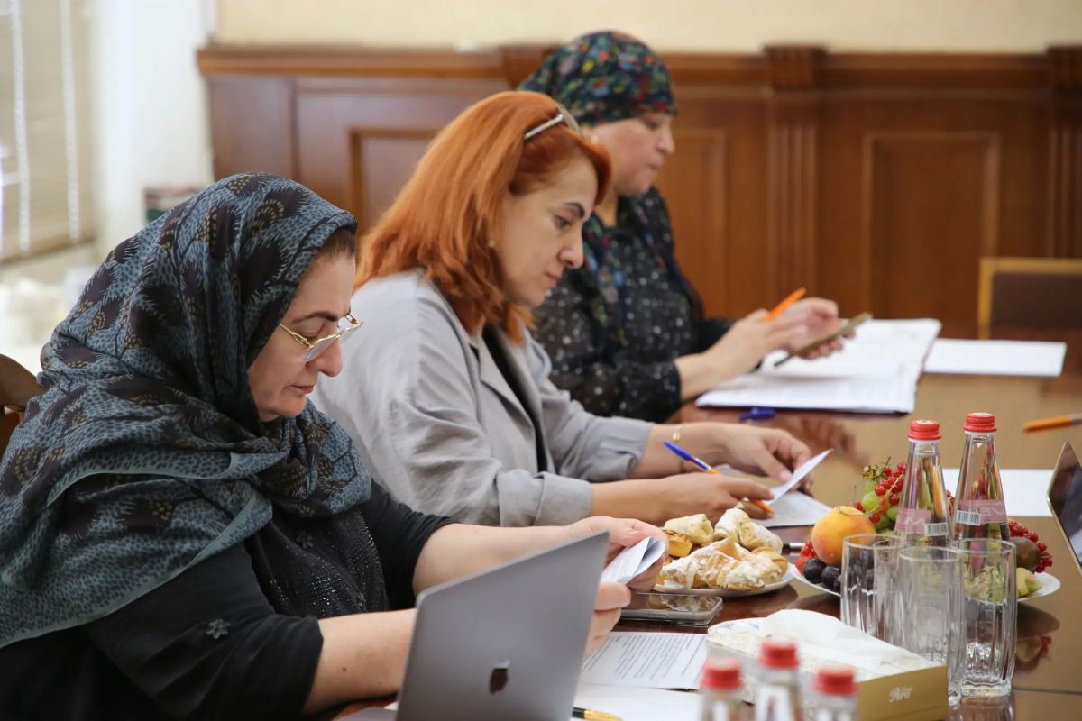 В Минэкономразвития Дагестана обсудили реализацию «дорожной карты» по повышению качества жизни В Минэкономразвития Дагестана обсудили реализацию «дорожной карты» по повышению качества жизни