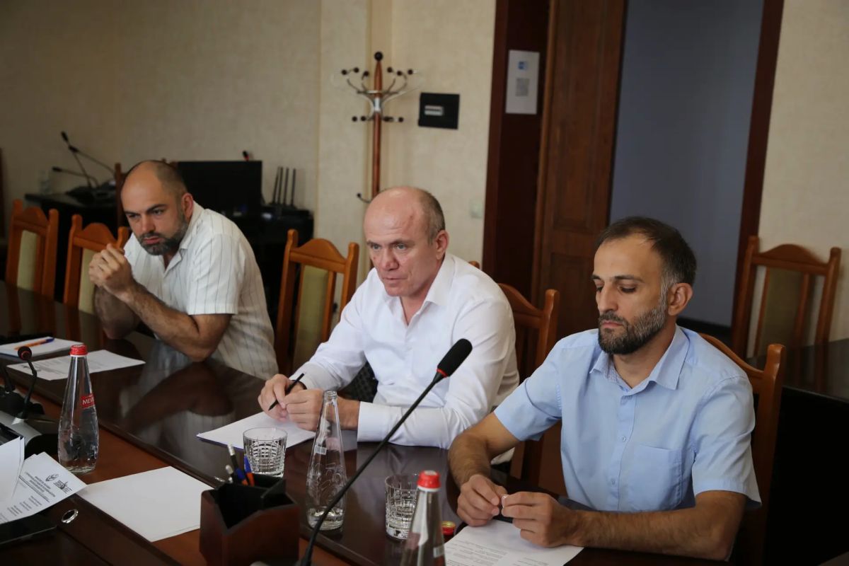 В Минэкономразвития Дагестана обсудили новые инструменты партнёрского финансирования В Минэкономразвития Дагестана обсудили новые инструменты партнёрского финансирования
