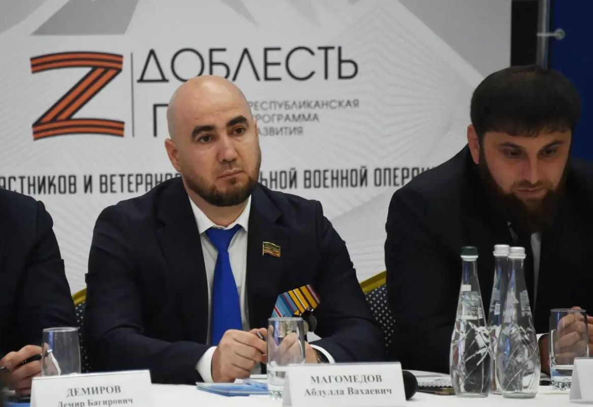 Визит Первого заместителя Руководителя Администрации Президента РФ Сергея Владиленовича Кириенко в Дагестан - это событие огромной важности для нашей республики Визит Первого заместителя Руководителя Администрации Президента РФ Сергея Владиленовича Кириенко в Дагестан - это событие огромной важности для нашей республики
