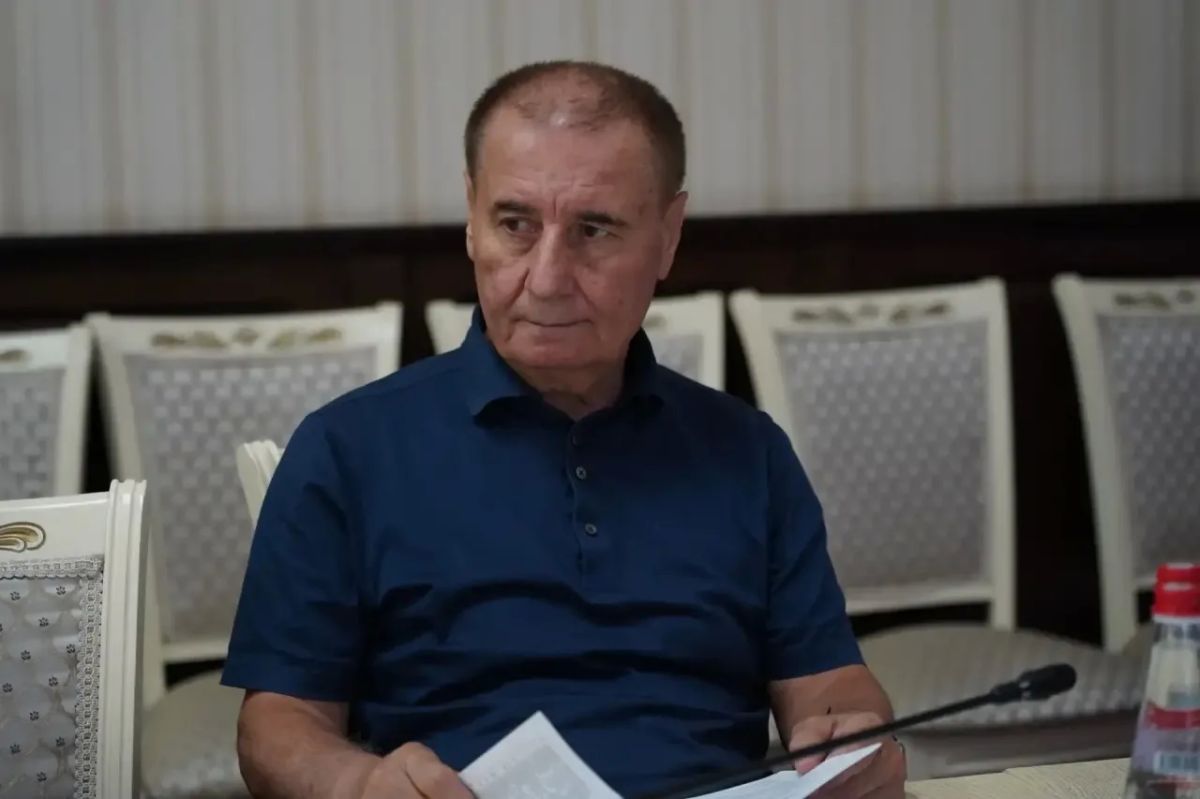 Сегодня, 18 августа, под председательством Гасана Мирзоева состоялось заседание Президиума Собрания депутатов городского округа «город Дербент» 7-го созыва, на котором была обсуждена повестка дня предстоящего 25-го заседания... Сегодня, 18 августа, под председательством Гасана Мирзоева состоялось заседание Президиума Собрания депутатов городского округа «город Дербент» 7-го созыва, на котором была обсуждена повестка дня предстоящего 25-го заседания...