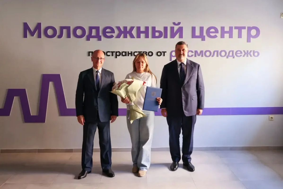 В Дагестане отметили волонтёров, оказавших помощь в ликвидации последствий паводков В Дагестане отметили волонтёров, оказавших помощь в ликвидации последствий паводков