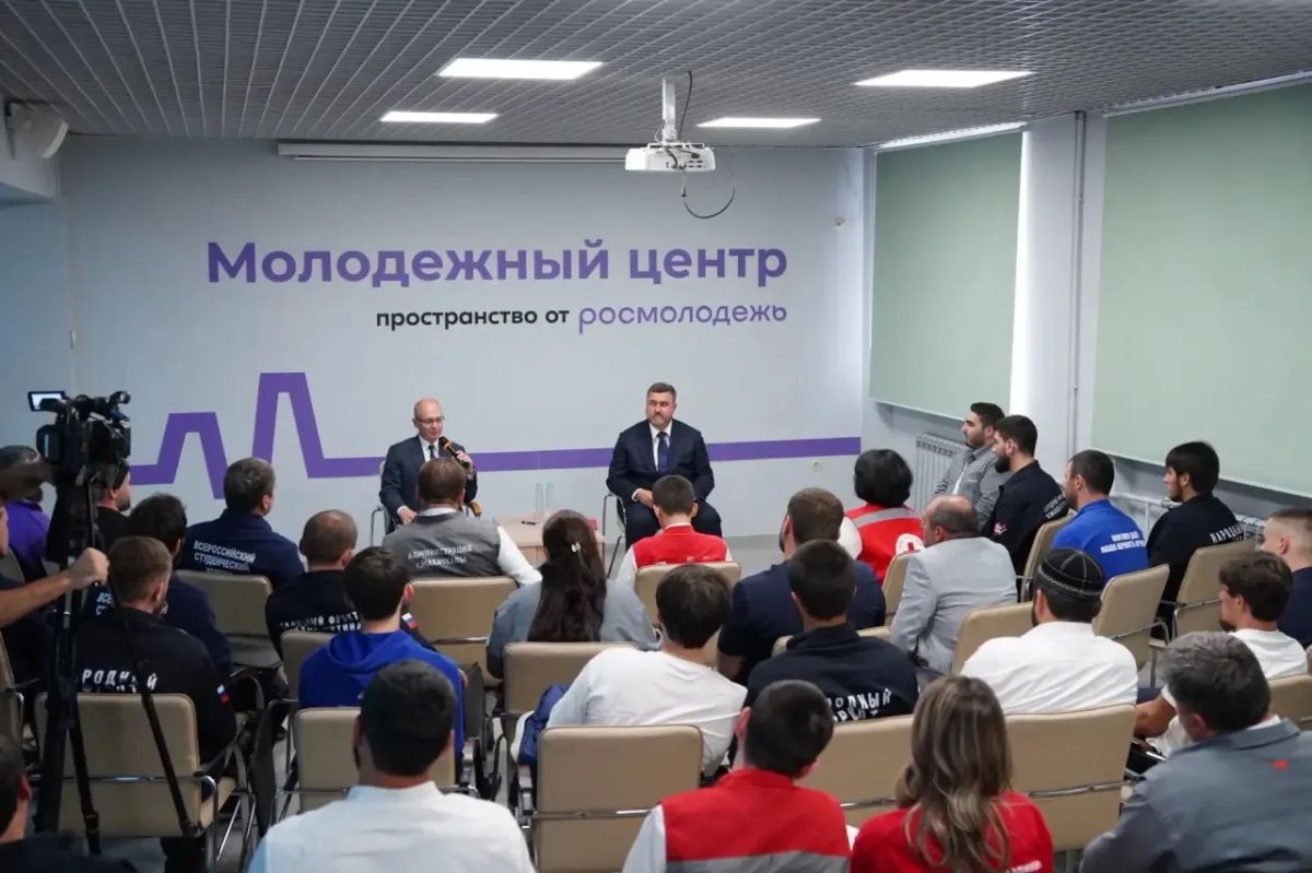 В Дагестане отметили волонтёров, оказавших помощь в ликвидации последствий паводков В Дагестане отметили волонтёров, оказавших помощь в ликвидации последствий паводков