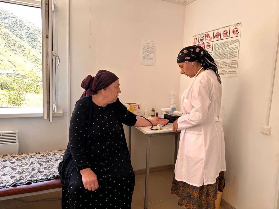 В Рутульском районе продолжается доставка пожилых граждан на диспансеризацию в рамках нацпроекта «Семья» В Рутульском районе продолжается доставка пожилых граждан на диспансеризацию в рамках нацпроекта «Семья»