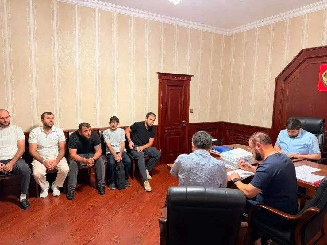 В Хасавюрте одобрено 33 социальных контракта, включая 5 — для участников СВО В Хасавюрте одобрено 33 социальных контракта, включая 5 — для участников СВО
