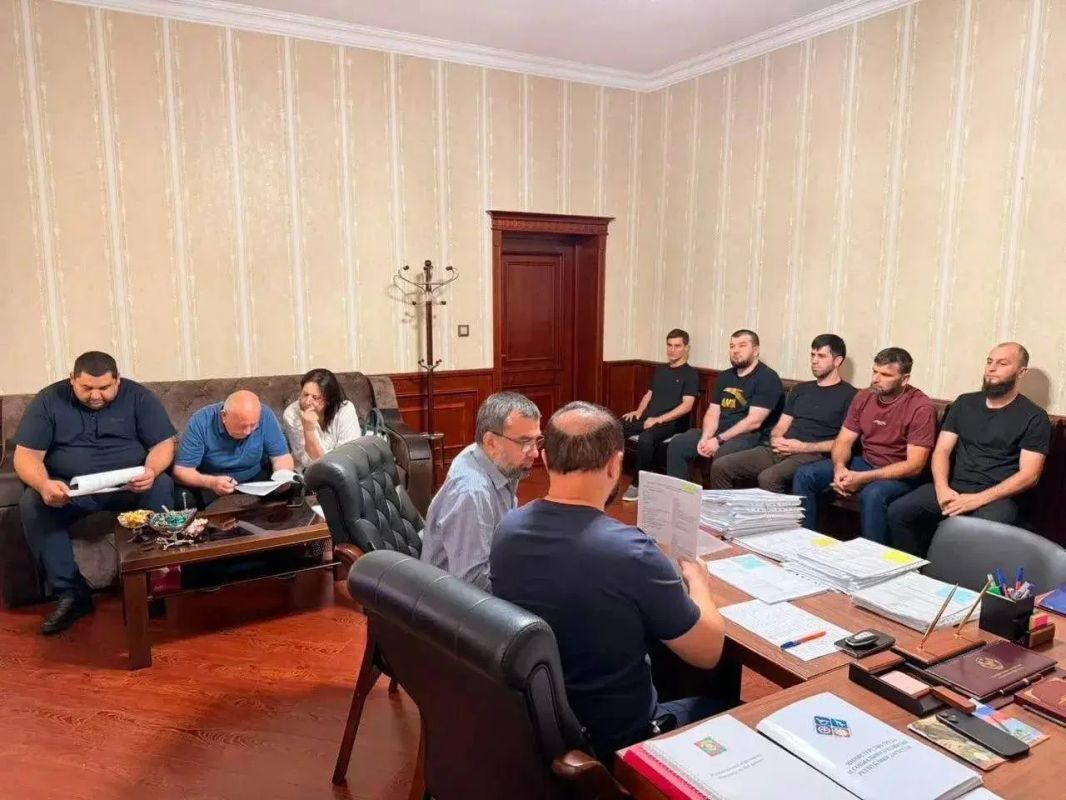 В Хасавюрте одобрено 33 социальных контракта, включая 5 — для участников СВО В Хасавюрте одобрено 33 социальных контракта, включая 5 — для участников СВО