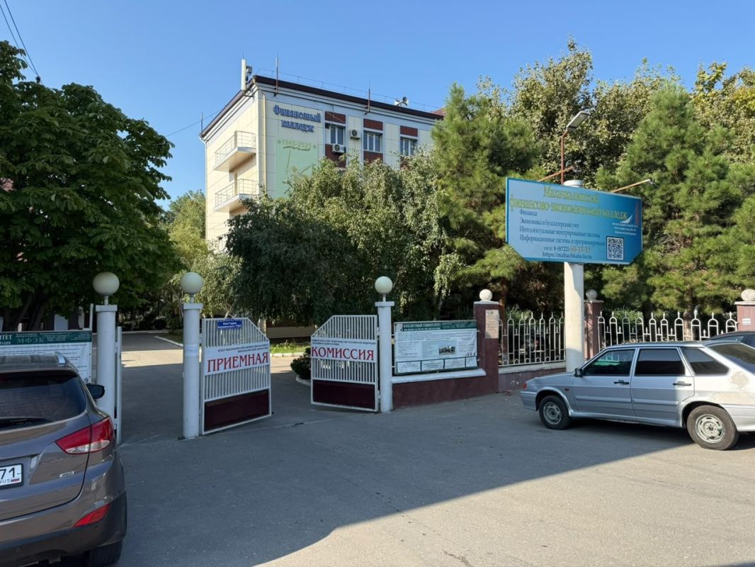 Инспекторы отдела технического контроля провели мониторинг входных групп образовательных учреждений перед началом нового учебного года Инспекторы отдела технического контроля провели мониторинг входных групп образовательных учреждений перед началом нового учебного года