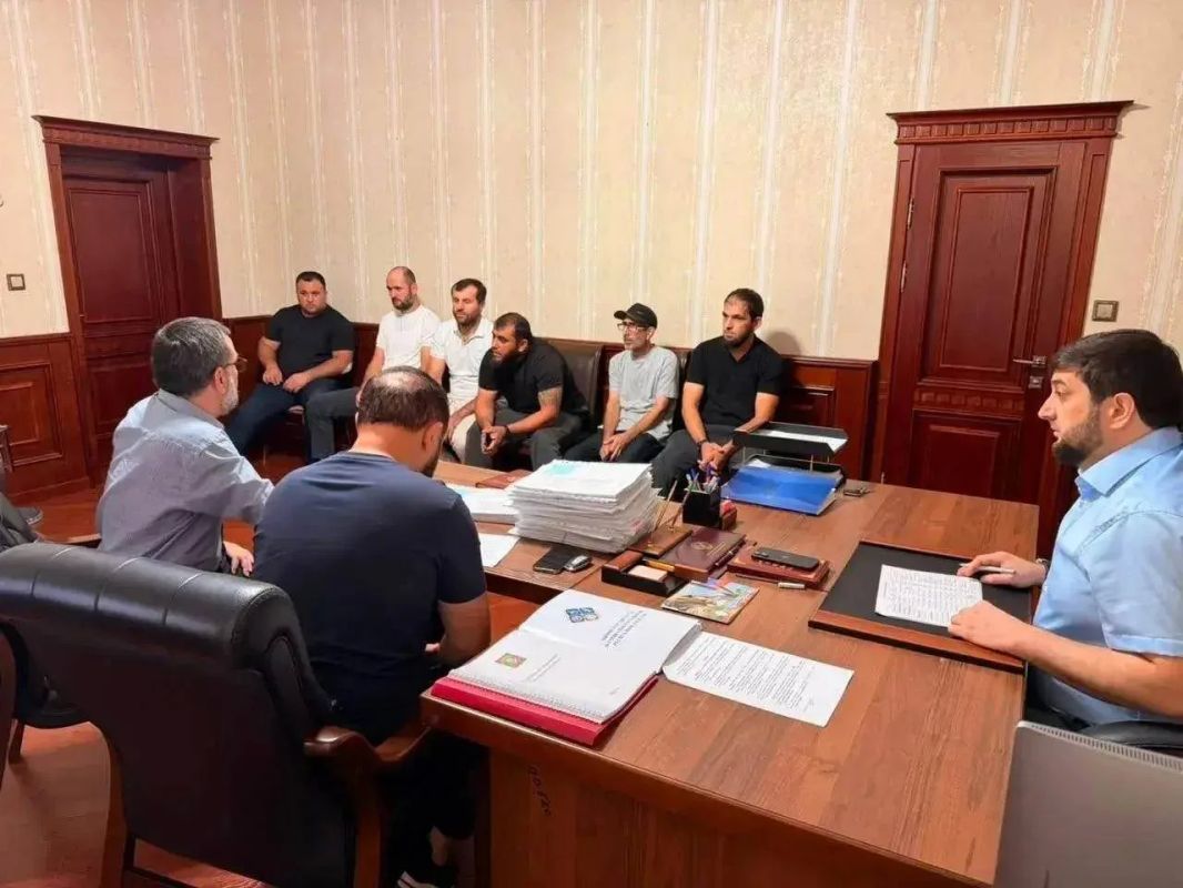 В Хасавюрте одобрено 33 социальных контракта, включая 5 — для участников СВО В Хасавюрте одобрено 33 социальных контракта, включая 5 — для участников СВО