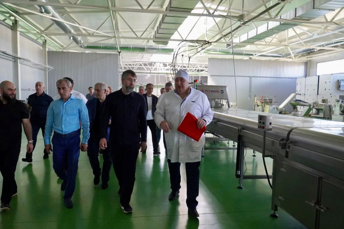 В Дагестане открыли кондитерскую фабрику «Юнион» мощностью 12 тысяч тонн в год В Дагестане открыли кондитерскую фабрику «Юнион» мощностью 12 тысяч тонн в год