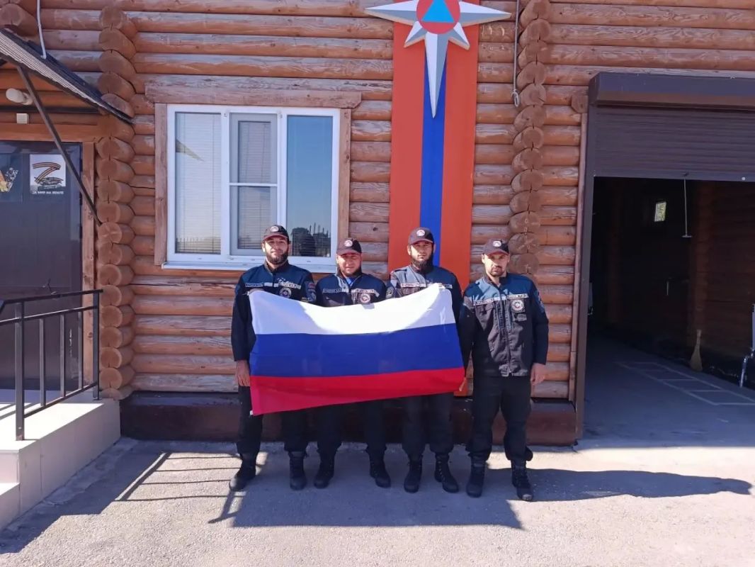 22 августа – День Государственного флага Российской Федерации 22 августа 1991 года – судьбоносная веха в истории нашей страны. Ровно четверть века назад бело-сине-красное знамя было официально признано символом новой России.... 22 августа – День Государственного флага Российской Федерации 22 августа 1991 года – судьбоносная веха в истории нашей страны. Ровно четверть века назад бело-сине-красное знамя было официально признано символом новой России....