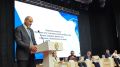 С докладом «Об актуальных вопросах развития системы образования Республики Дагестан» на расширенном педагогическом совете выступает министр образования и науки Дагестана Яхья Бучаев