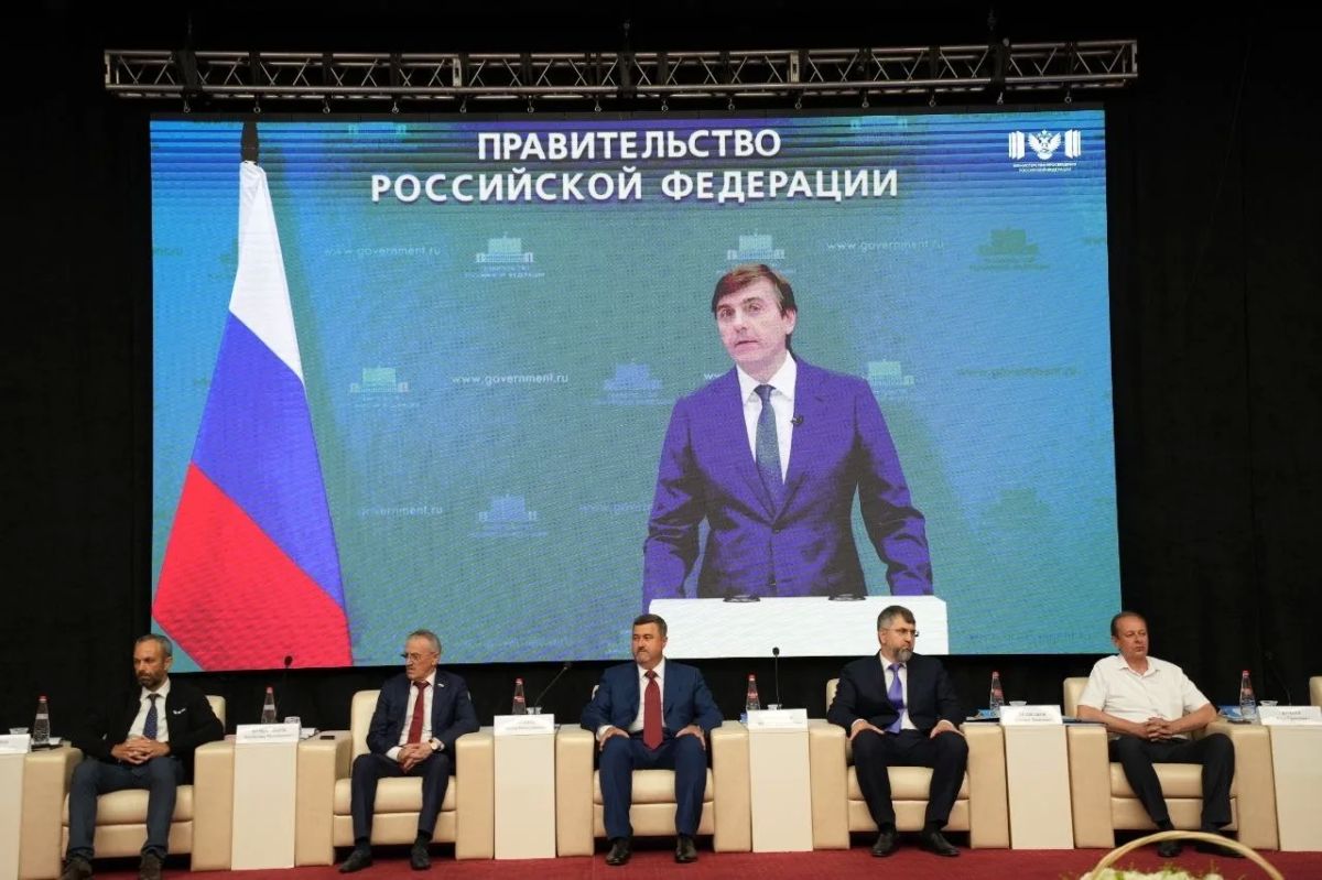 В августовском совещании работников образования Дагестана приняли участие председатель Комитета НС РД по образованию и науке Елена Павлюченко, заместители председателя Комитета НС РД по образованию и науке Руслан Ибрагимов и... В августовском совещании работников образования Дагестана приняли участие председатель Комитета НС РД по образованию и науке Елена Павлюченко, заместители председателя Комитета НС РД по образованию и науке Руслан Ибрагимов и...