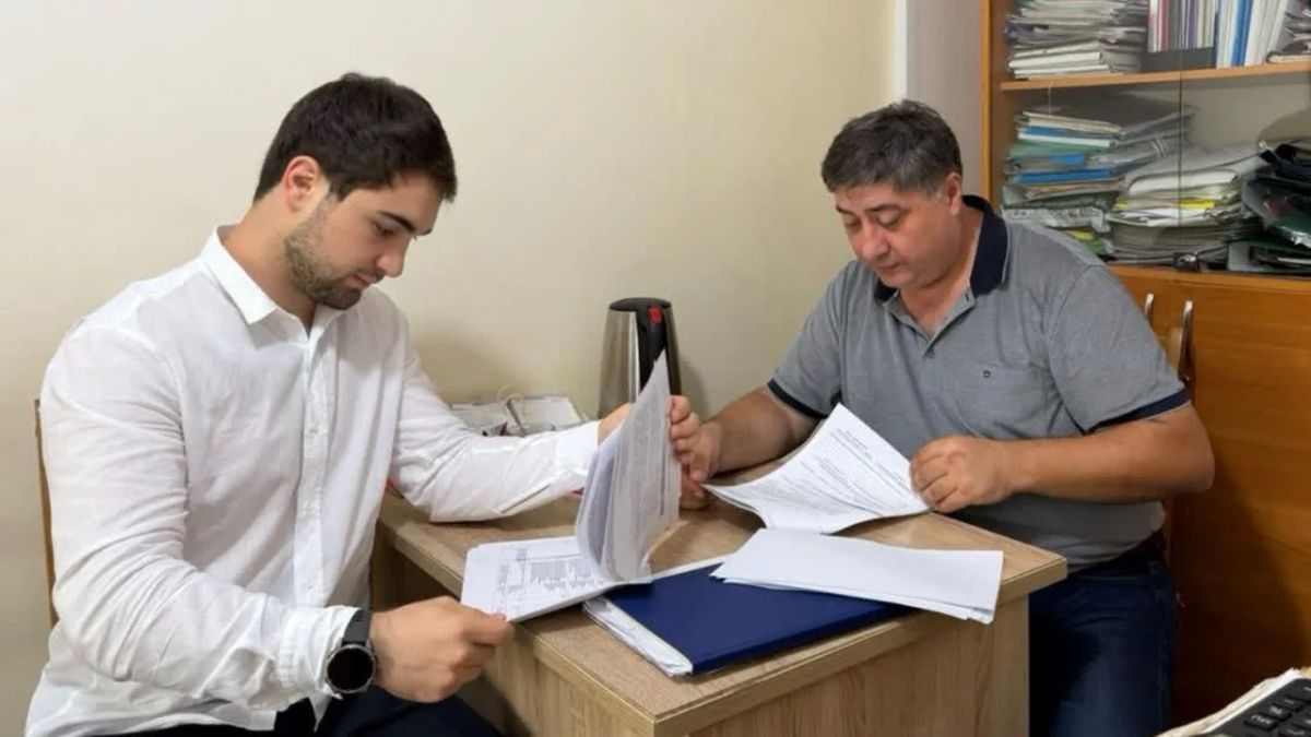 Специалисты Управления муниципального жилищного контроля Администрации г. Махачкалы осуществляют систематические выездные проверки управляющих организаций и товариществ собственников жилья, направленные на оценку уровня... Специалисты Управления муниципального жилищного контроля Администрации г. Махачкалы осуществляют систематические выездные проверки управляющих организаций и товариществ собственников жилья, направленные на оценку уровня...