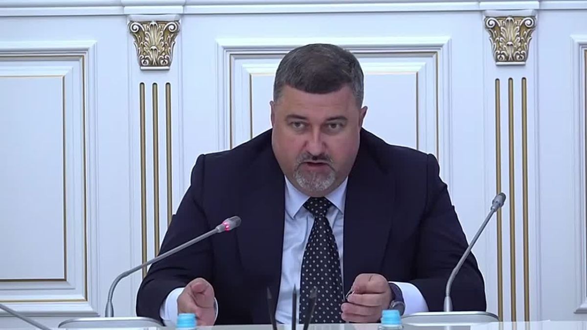И.о. главы Дагестана Фёдор Щукин провёл совещание по ситуации с обеспечением региона автомобильным топливом и мерам предотвращения перебоев в поставках
