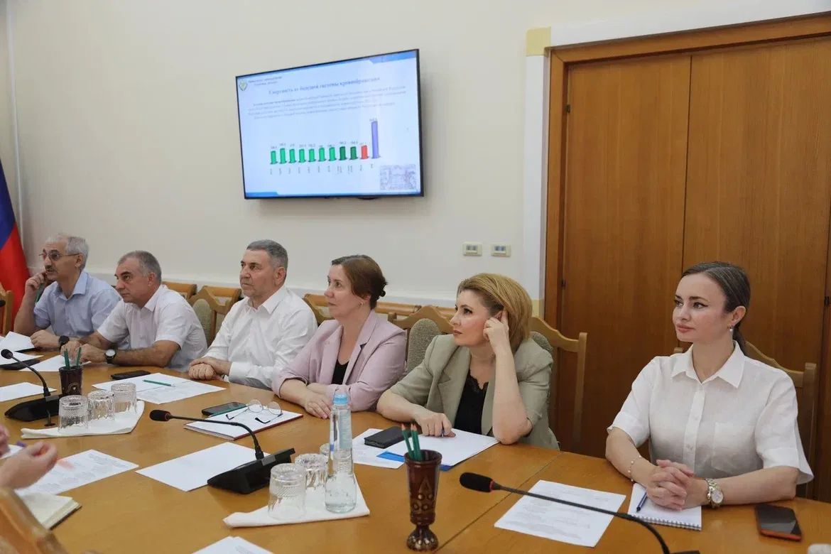 Показатель смертности в Дагестане в 2 раза ниже среднероссийского показателя Показатель смертности в Дагестане в 2 раза ниже среднероссийского показателя