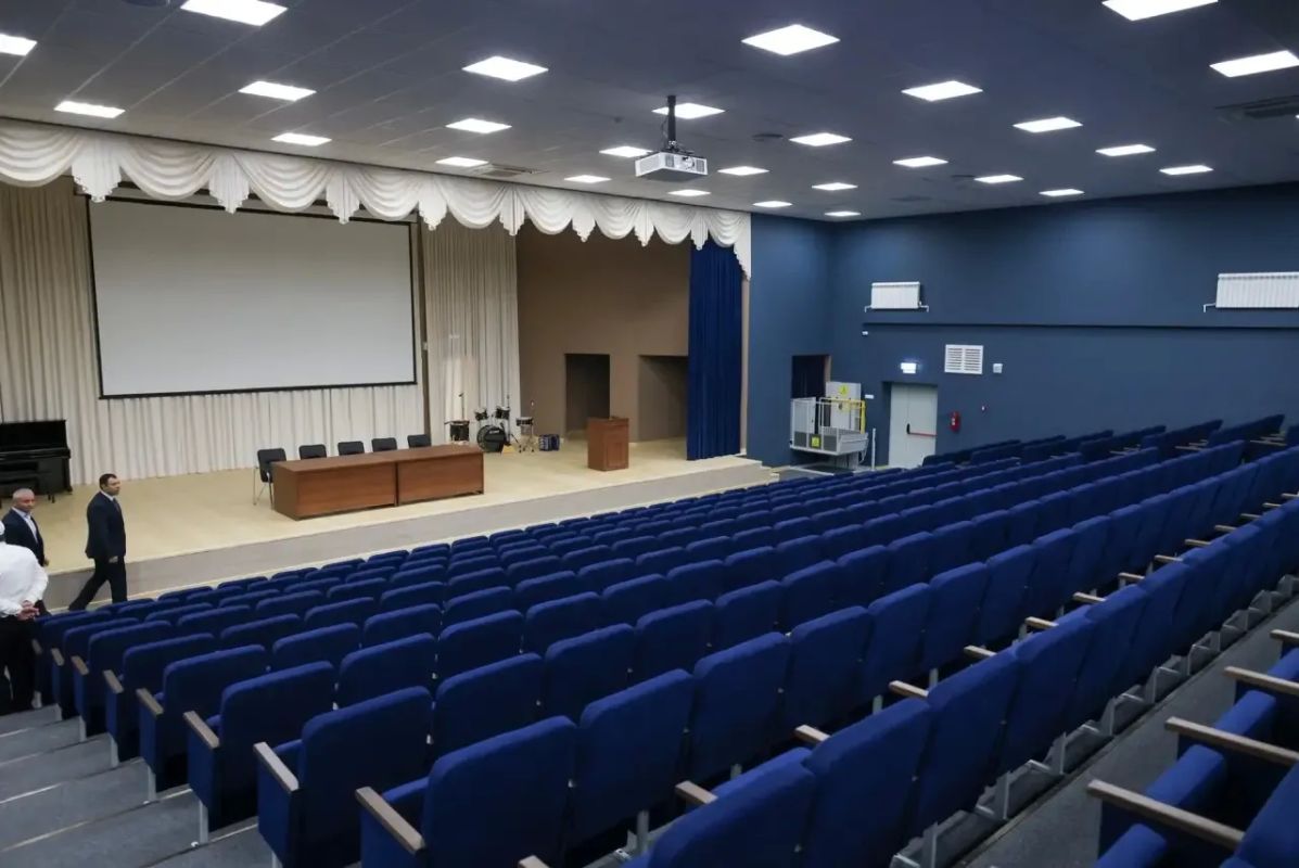 В День знаний в Хасавюрте с участием Фёдора Щукина открыли школу №14 В День знаний в Хасавюрте с участием Фёдора Щукина открыли школу №14