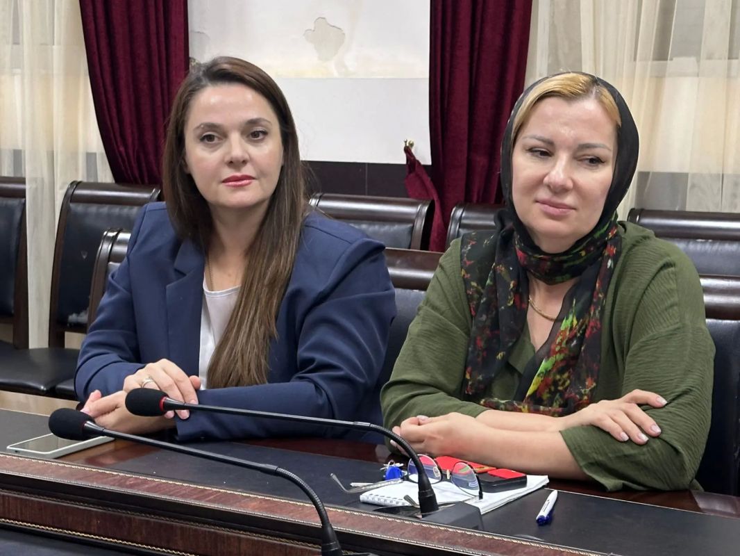Штат Министерства по национальной политике и делам религий Дагестана усилен новыми специалистами, которые будут реализовывать задачи в сфере национальной политики и межконфессиональных отношений, стоящие перед ведомством Штат Министерства по национальной политике и делам религий Дагестана усилен новыми специалистами, которые будут реализовывать задачи в сфере национальной политики и межконфессиональных отношений, стоящие перед ведомством