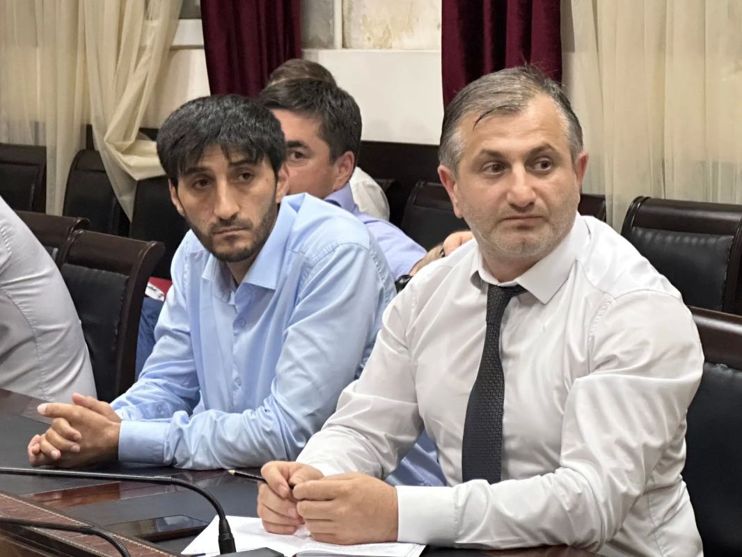 Штат Министерства по национальной политике и делам религий Дагестана усилен новыми специалистами, которые будут реализовывать задачи в сфере национальной политики и межконфессиональных отношений, стоящие перед ведомством Штат Министерства по национальной политике и делам религий Дагестана усилен новыми специалистами, которые будут реализовывать задачи в сфере национальной политики и межконфессиональных отношений, стоящие перед ведомством