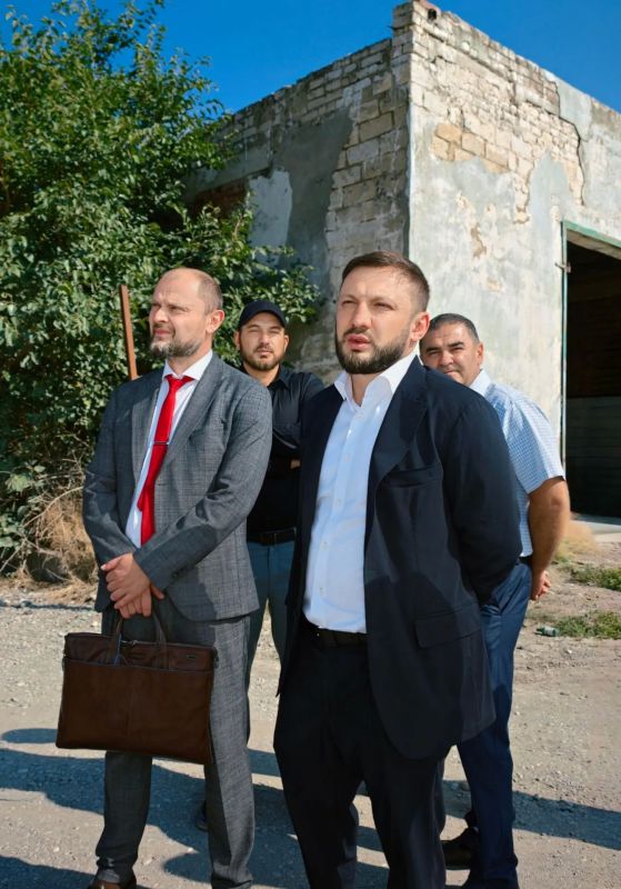 Джамбулат Гаджиев и Сократ Мирзеханов оценили работу «Дагестанавтотранса» Джамбулат Гаджиев и Сократ Мирзеханов оценили работу «Дагестанавтотранса»