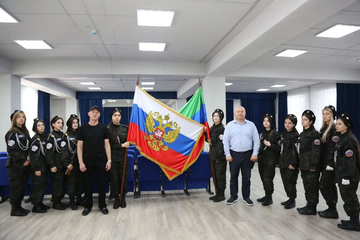 В рамках Дня солидарности в борьбе с терроризмом в образовательных учреждениях прошли тематические мероприятия: • «Эхо Беслана» урок мужества в ДППК имени Г.Б. Казиахмедова • «Мы помним тебя, Беслан» в Аграрном колледже... В рамках Дня солидарности в борьбе с терроризмом в образовательных учреждениях прошли тематические мероприятия: • «Эхо Беслана» урок мужества в ДППК имени Г.Б. Казиахмедова • «Мы помним тебя, Беслан» в Аграрном колледже...