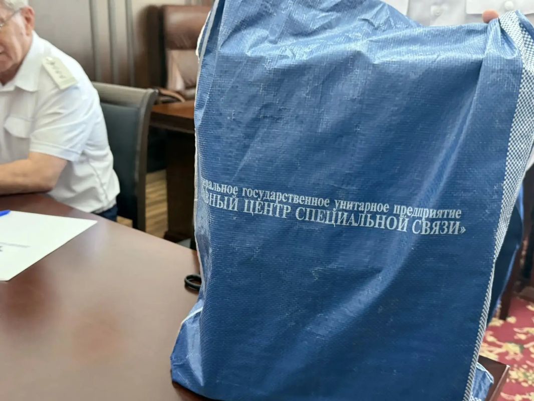 Сегодня, 4 сентября 2026 года, в помещении Избирательной комиссии РД состоялась процедура передачи избирательных бюллетеней, предназначенных для голосования на выборах депутатов Государственной Думы на избирательных... Сегодня, 4 сентября 2026 года, в помещении Избирательной комиссии РД состоялась процедура передачи избирательных бюллетеней, предназначенных для голосования на выборах депутатов Государственной Думы на избирательных...