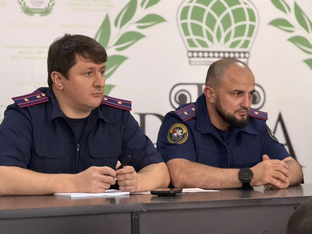 Сотрудники следственного управления приняли участие в профилактическом мероприятии со студентами Сотрудники следственного управления приняли участие в профилактическом мероприятии со студентами