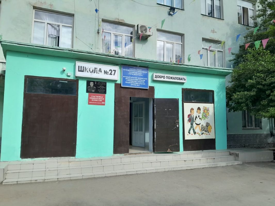 В МБОУ «СОШ №27» продолжается подготовка системы отопления к предстоящему осенне-зимнему периоду В МБОУ «СОШ №27» продолжается подготовка системы отопления к предстоящему осенне-зимнему периоду