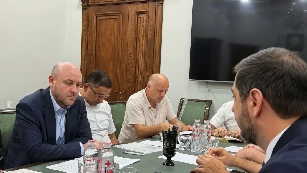 В Минфине Дагестана обсудили вопросы учета автомобилей, ввезенных из Кыргызстана и других стран В Минфине Дагестана обсудили вопросы учета автомобилей, ввезенных из Кыргызстана и других стран