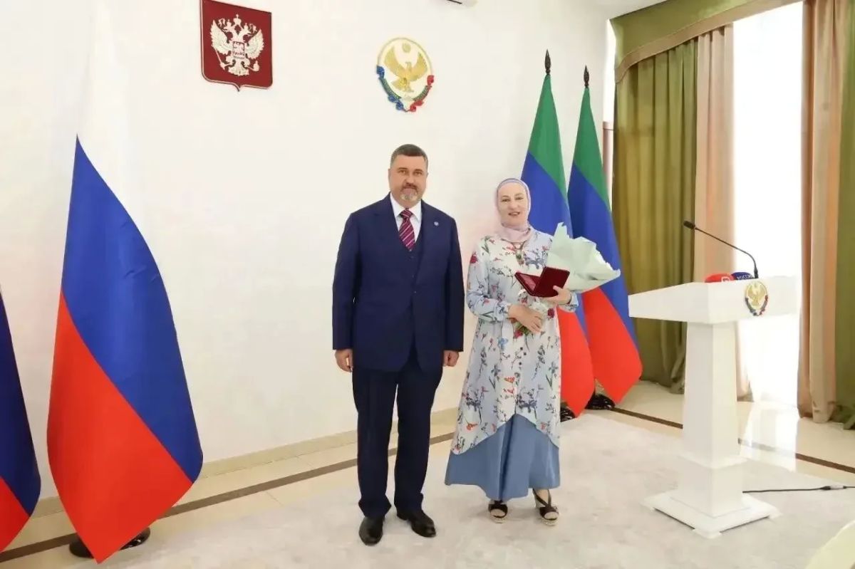 Фёдор Щукин вручил госнаграды жителям Дагестана Фёдор Щукин вручил госнаграды жителям Дагестана