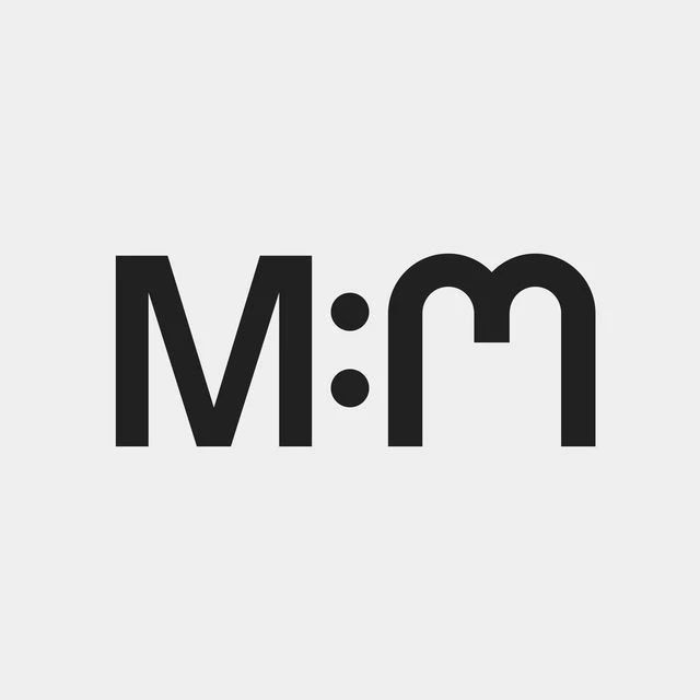 Дорогие махачкалинцы и гости нашего города! Поздравляем вас с очень важным и значимым праздником - Днём единства народов Дагестана!