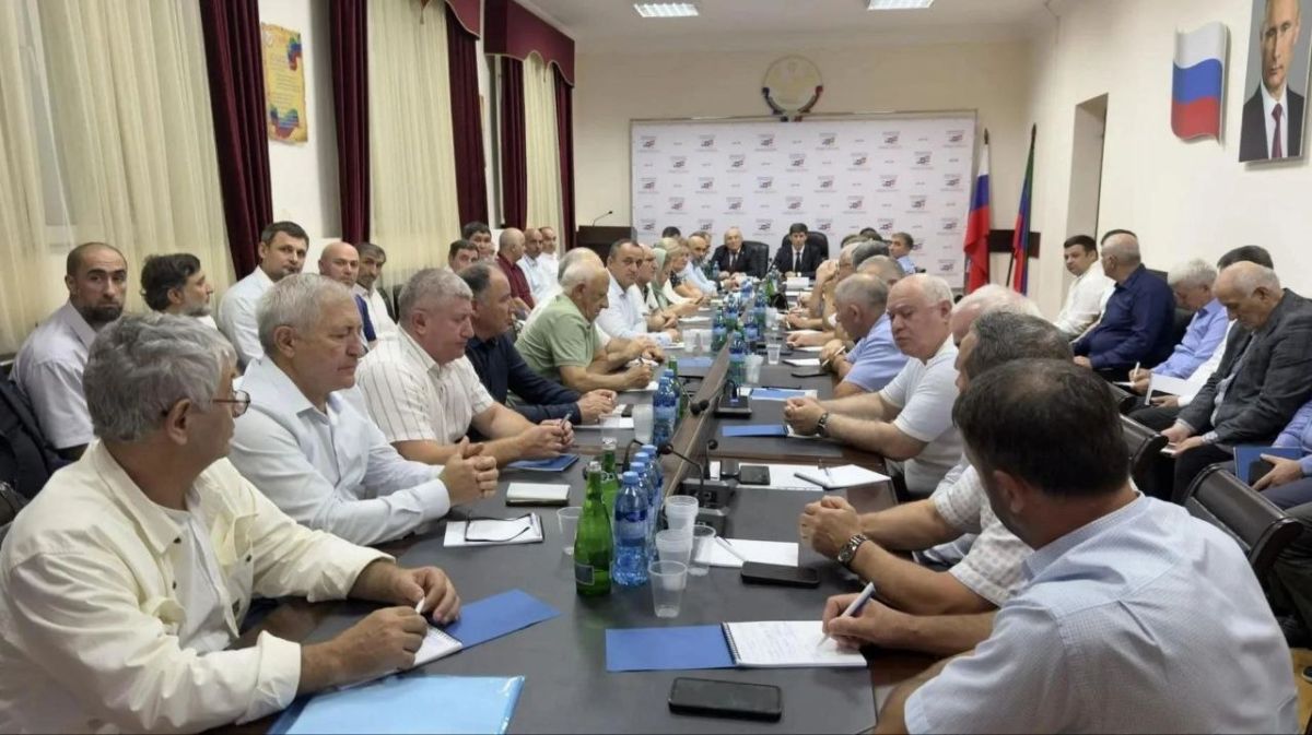 В Избиркоме Дагестана обсудили готовность к выборам В Избиркоме Дагестана обсудили готовность к выборам