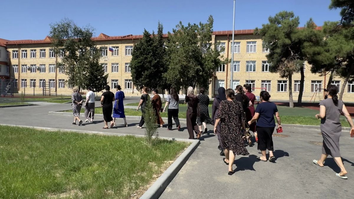 Сегодня коллектив ГКУ РД СРЦН в МО «город Дербент» воспользовался своим гражданским правом и принял участие в выборах, отдав свой голос Сегодня коллектив ГКУ РД СРЦН в МО «город Дербент» воспользовался своим гражданским правом и принял участие в выборах, отдав свой голос
