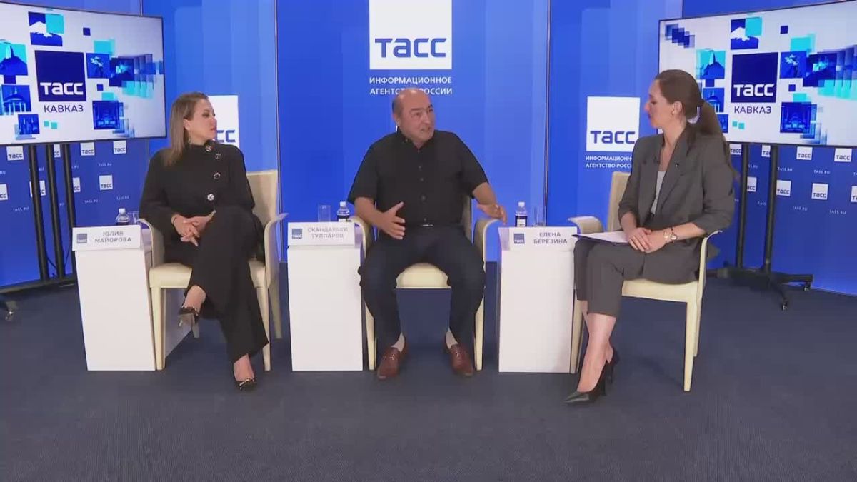Дагестанский государственный кумыкский музыкально-драматический театр им. Алимпаши Салаватова представит премьеру спектакля "Фатима" по произведению Коста Хетагурова 15-16 октября во Владикавказе