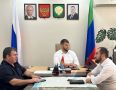 Врио главы Каспийска Арсен Шерифов принял участие в заседании Правительственной комиссии