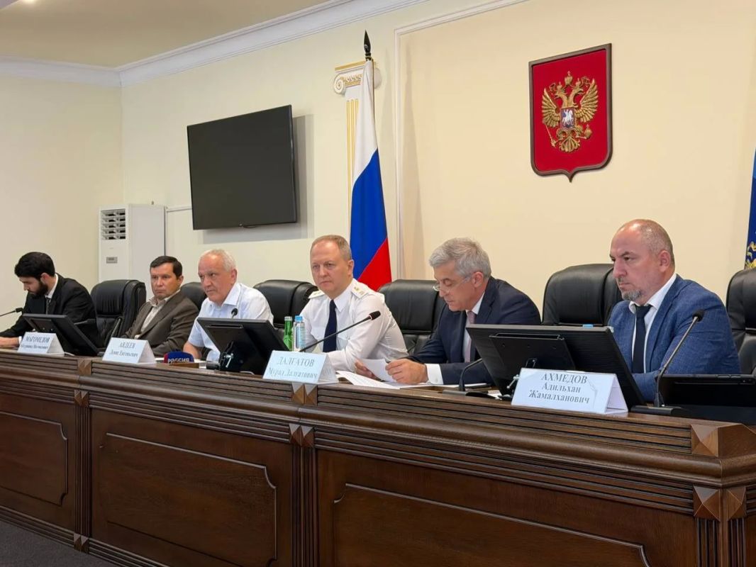 Прокурор Республики Дагестан Денис Авдеев встретился с представителями предпринимательского сообщества Прокурор Республики Дагестан Денис Авдеев встретился с представителями предпринимательского сообщества
