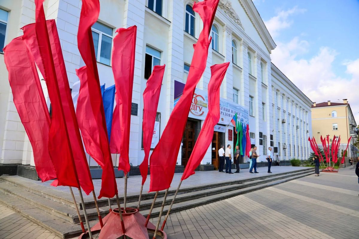 Магомед Рамазанов проголосовал на выборах Магомед Рамазанов проголосовал на выборах