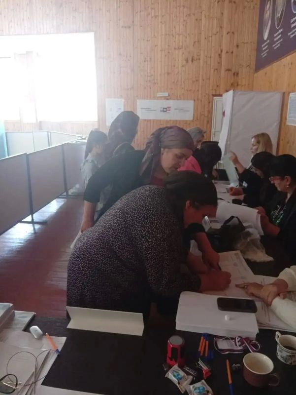 Забота и гражданская позиция: соцработники с. Ахты на выборах Забота и гражданская позиция: соцработники с. Ахты на выборах