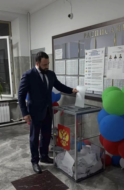 Врио министра здравоохранения Дагестана Алиомар Ахмедов проголосовал на выборах