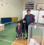 Выборы — вместе с семьёй. Руководитель дирекции по проведению и материальному обеспечению спортивных мероприятий Асабали Гасайниев сегодня принял участие в выборах депутатов Государственной Думы РФ и Народного Собрания РД. ...
