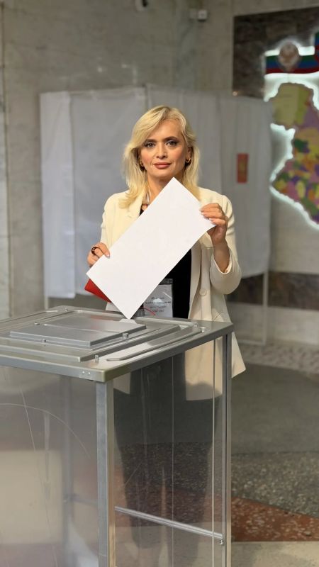 Голосование на участке №1067 идет полным ходом и в штатном режиме Голосование на участке №1067 идет полным ходом и в штатном режиме