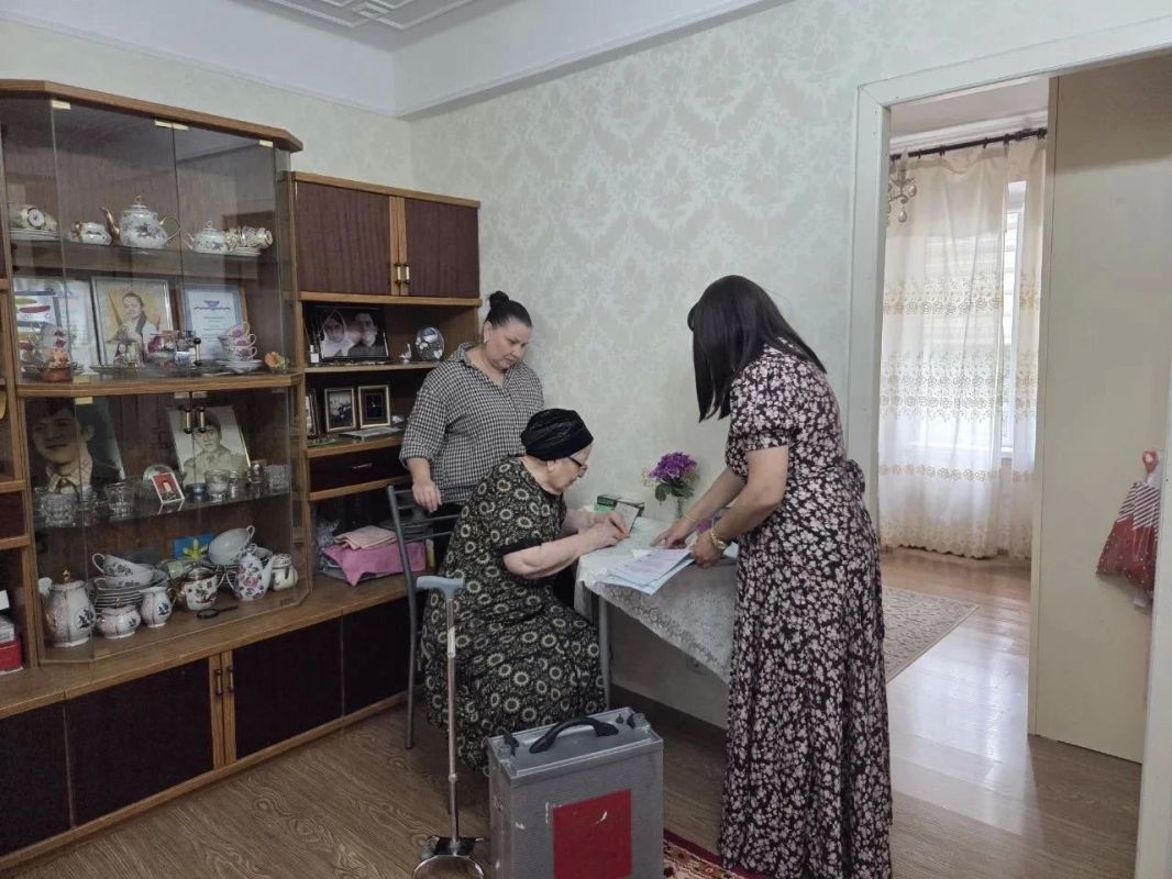 В Центре социального обслуживания города Махачкала расположен избирательный участок № 1087 В Центре социального обслуживания города Махачкала расположен избирательный участок № 1087
