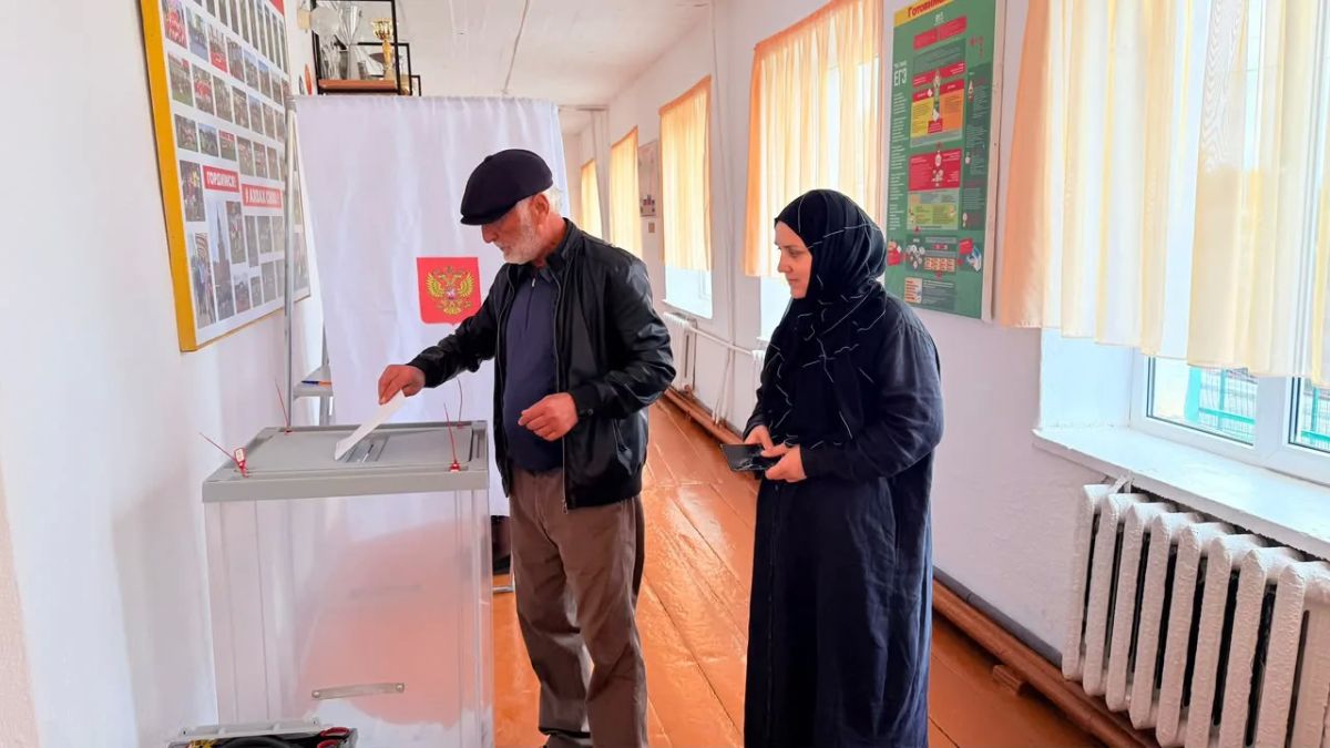 *Гражданский долг без преград: как наши подопечные проголосовали на выборах * *Гражданский долг без преград: как наши подопечные проголосовали на выборах *